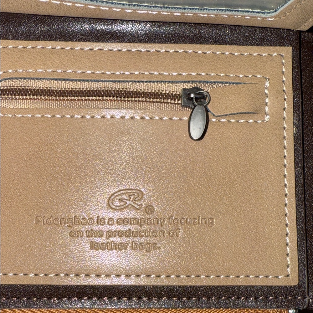NWOT Pidengbao Brown Leather Wallet - Picture 6 of 8